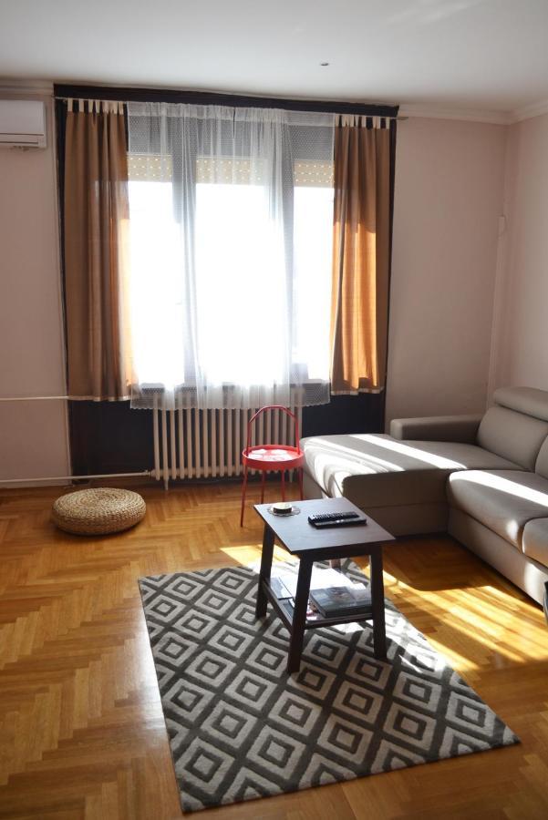 Nicola'S Apartment Novi Sad Exterior photo